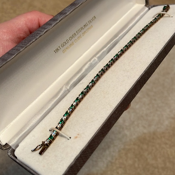 Tennis Braclet - Picture 8 of 10